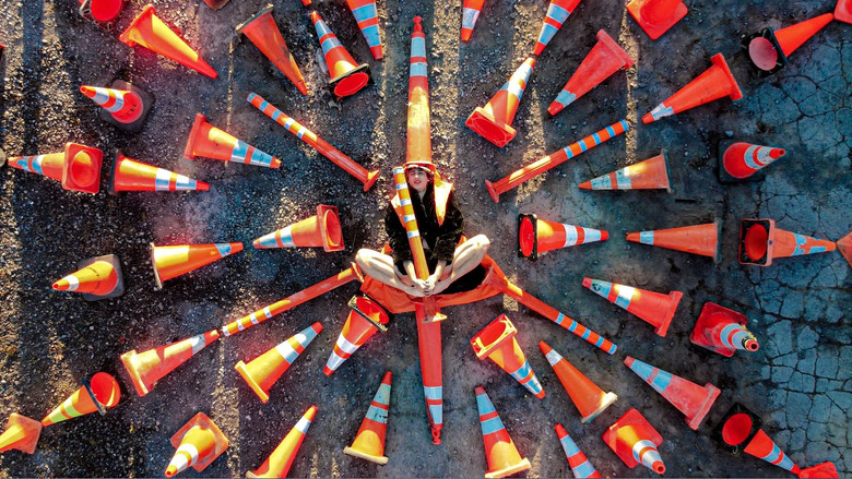 кадр из фильма Dumpster Duchess