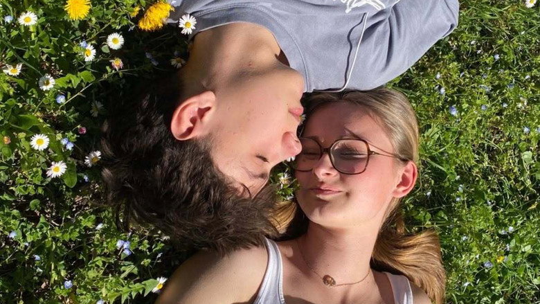 кадр из фильма Un été pour s'aimer