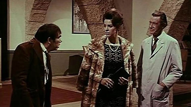 кадр из фильма Госпожа Смерть