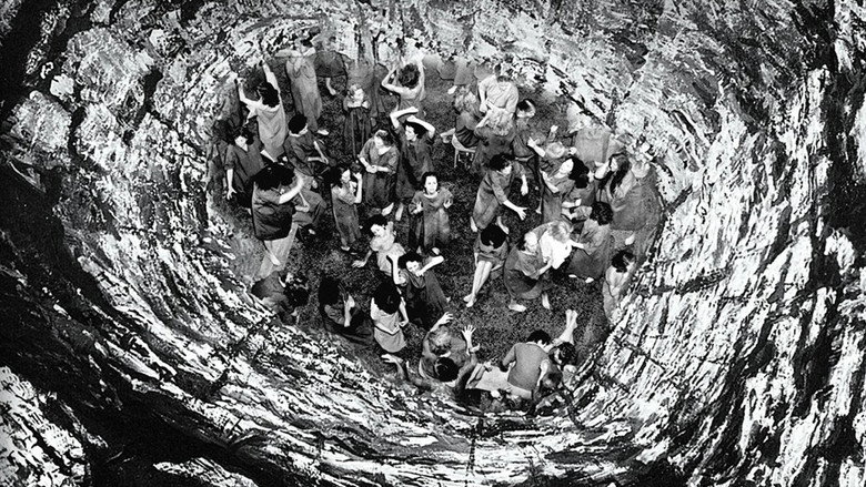 кадр из фильма Змеиная яма