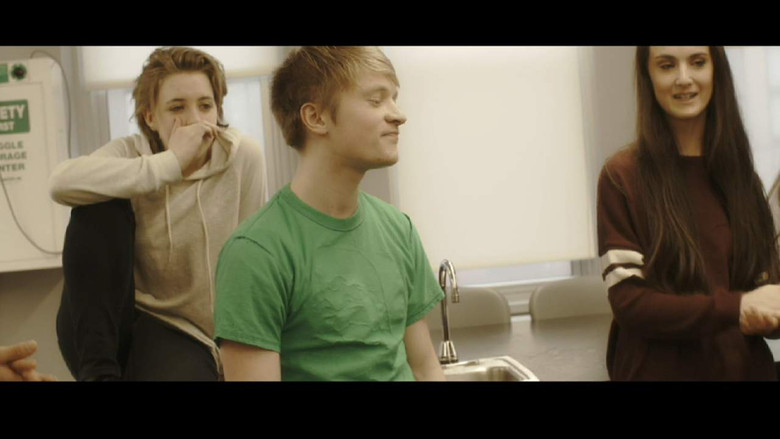 кадр из фильма The Rainbow Experiment