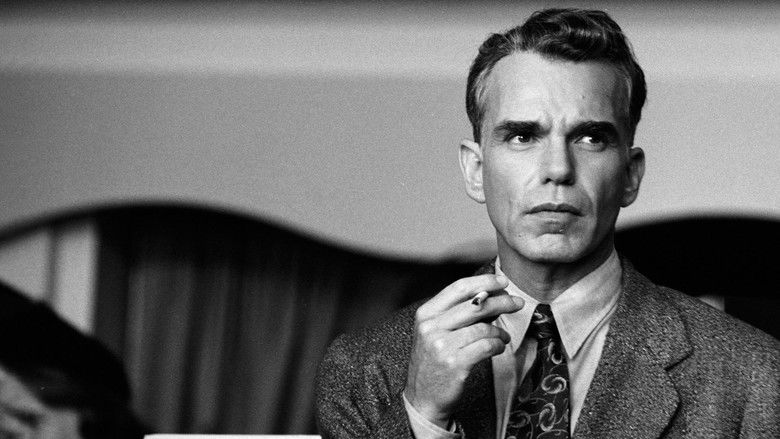 кадр из фильма Человек, которого не было