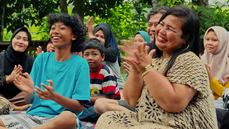 кадр из фильма Piringan Bermarka Biru