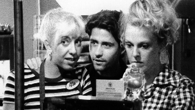 кадр из фильма Кафе «Донс Плам»