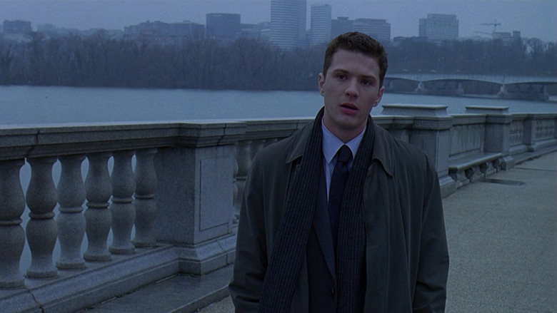 кадр из фильма Измена