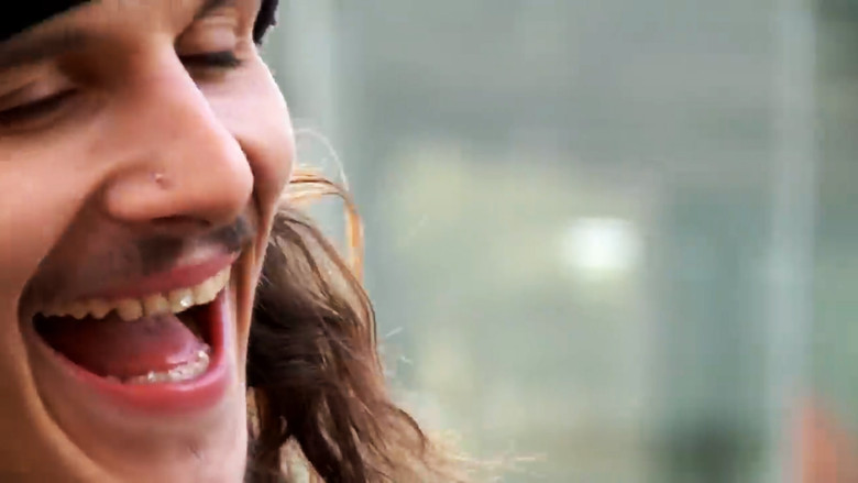 кадр из фильма •BOOM