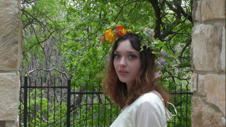 кадр из фильма Midsummer Love Witch