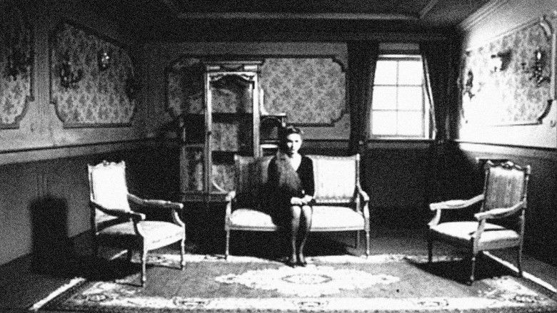 кадр из фильма La philosophie dans le boudoir