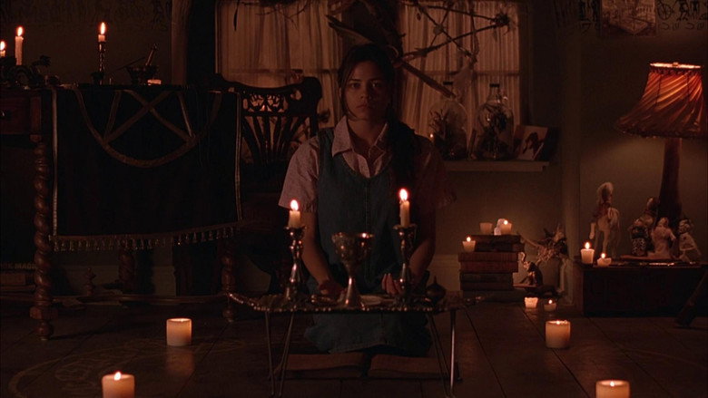 кадр из фильма Несущая смерть