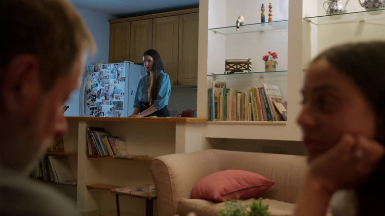 кадр из фильма תבל