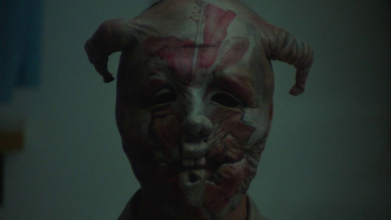 кадр из фильма Бескрайний бассейн