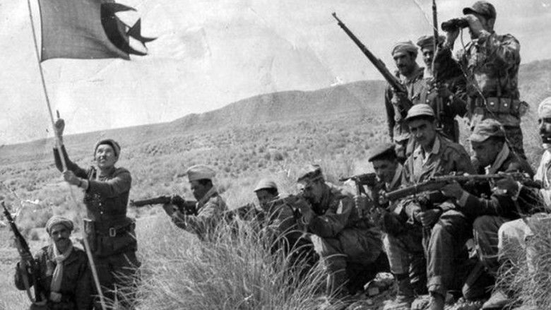 кадр из фильма Une Nation, l'Algérie