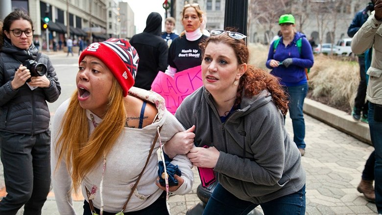 кадр из фильма Чьи улицы?