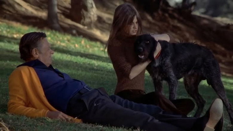 кадр из фильма Веселушка