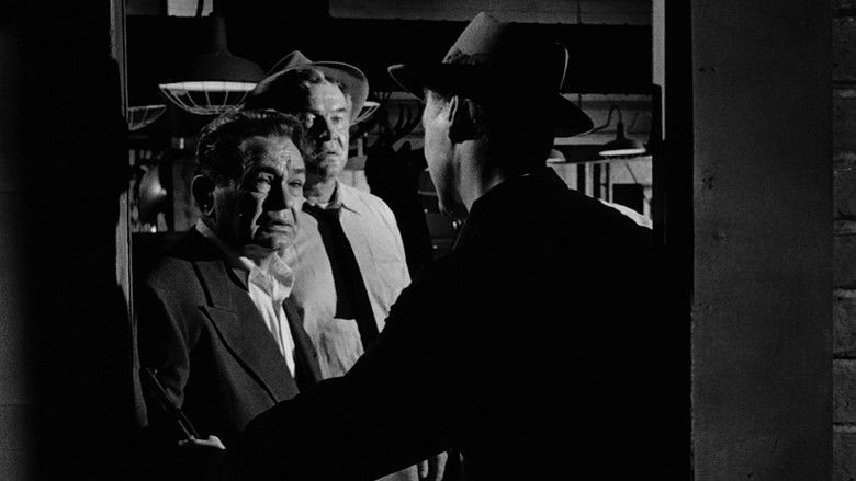 кадр из фильма Чёрный вторник