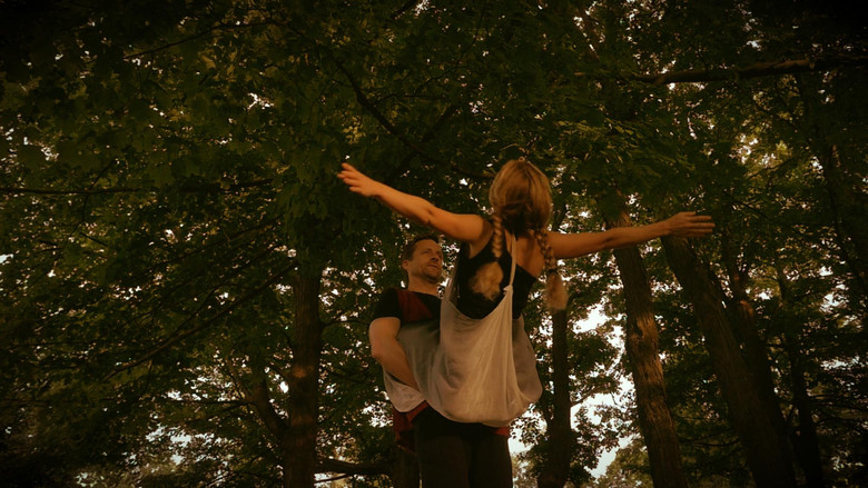 кадр из фильма She Decided Not to Remember