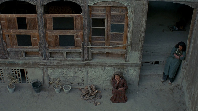 кадр из фильма Усама