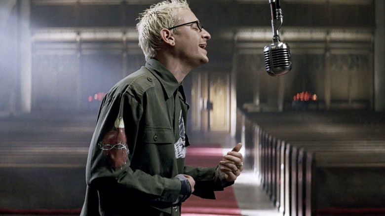 кадр из фильма Forward