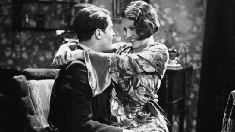 кадр из фильма Her Majesty, Love