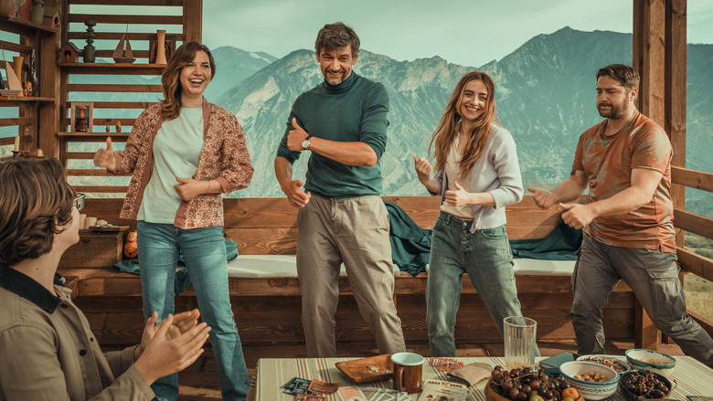 кадр из фильма Piatră Foarfecă Hârtie