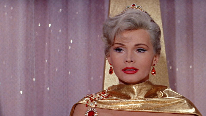 кадр из фильма Королева космоса