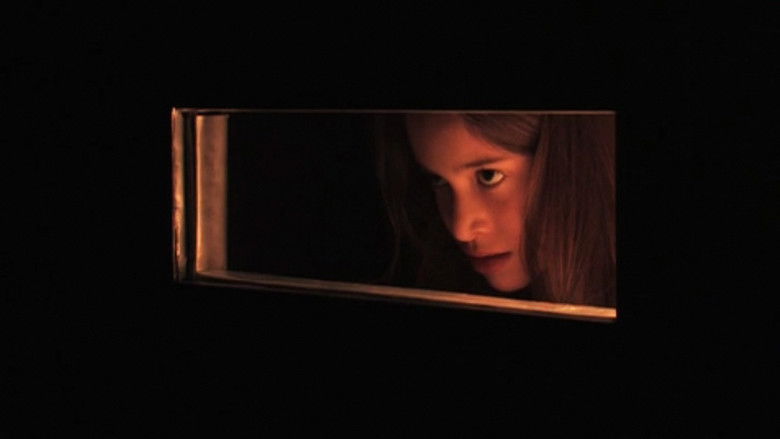 кадр из фильма The Room