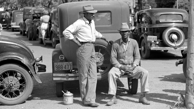 кадр из фильма Driving While Black: Race, Space and Mobility in America