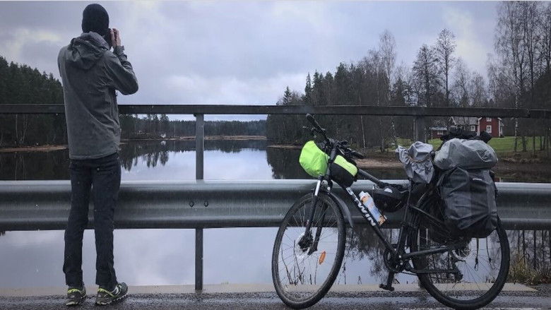 кадр из фильма Les pieds sur terre