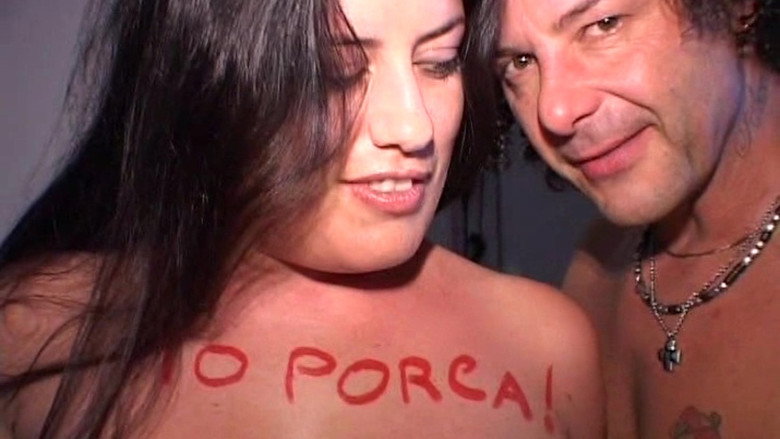кадр из фильма Io porca e io troia