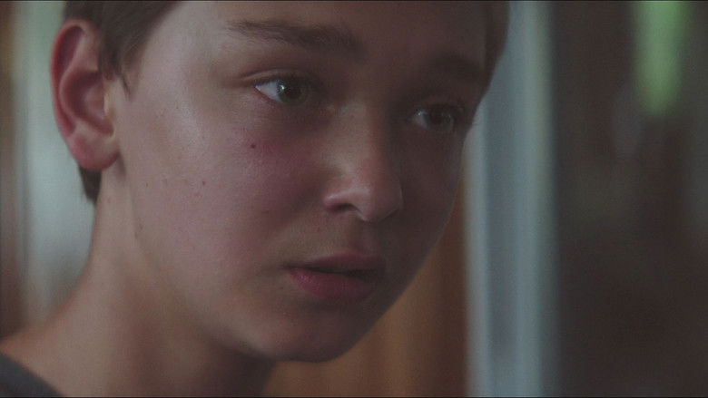 кадр из фильма Странные