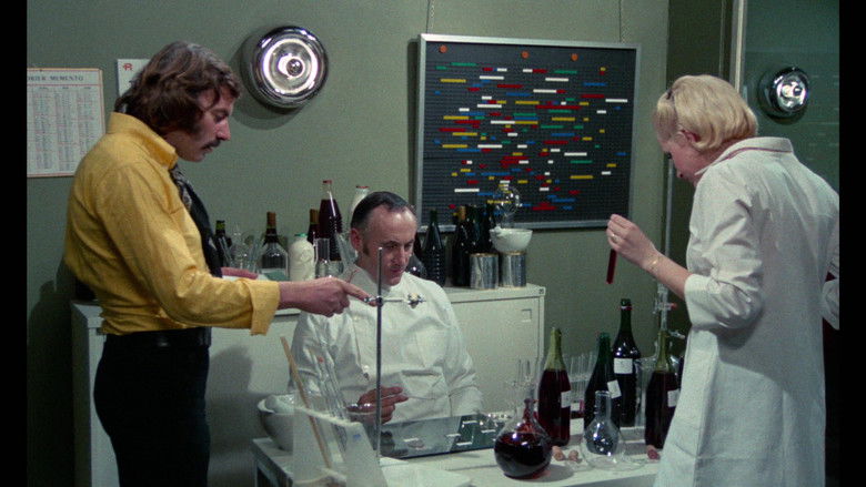 кадр из фильма Tout le monde il est beau, tout le monde il est gentil