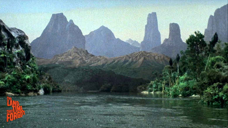 кадр из фильма Земля, забытая временем