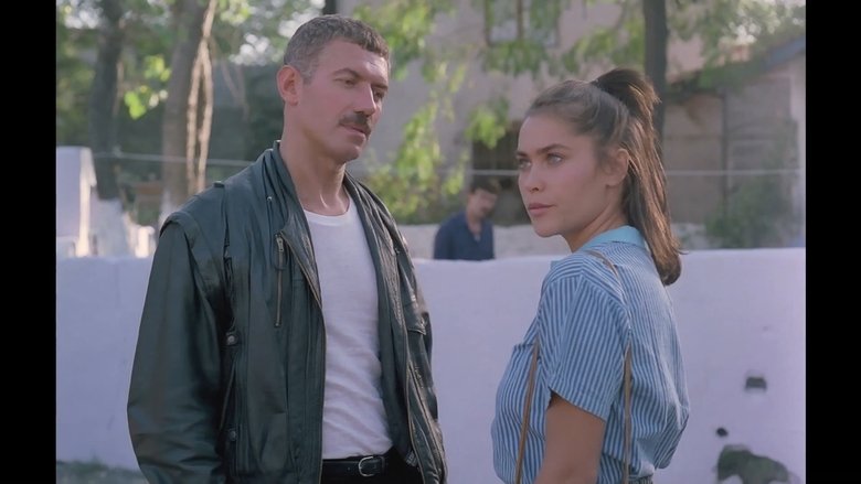 кадр из фильма Çil Horoz