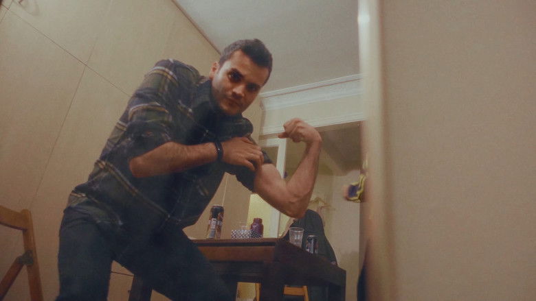 кадр из фильма levent'in taşınma filmi