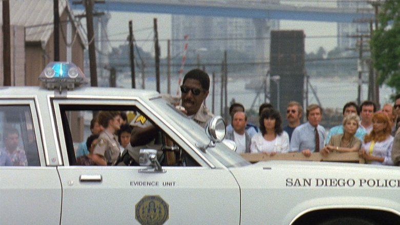 кадр из фильма К-9: Собачья работа