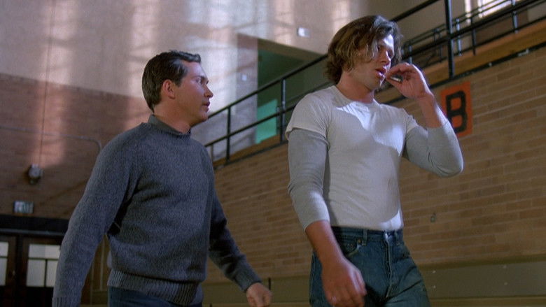 кадр из фильма Ровно в 3 часа