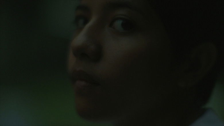 кадр из фильма How to Disappear Completely