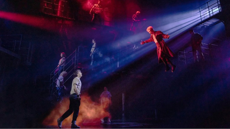 кадр из фильма The Lost Boys: A New Musical