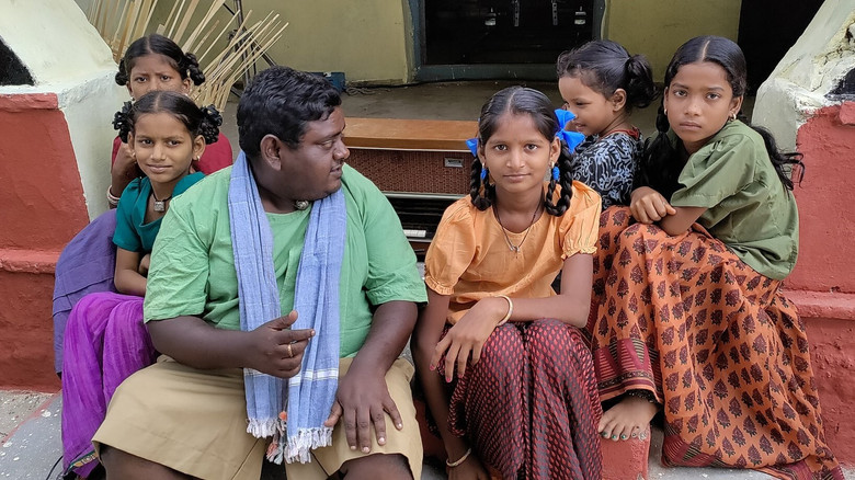 кадр из фильма స్కైలాబ్