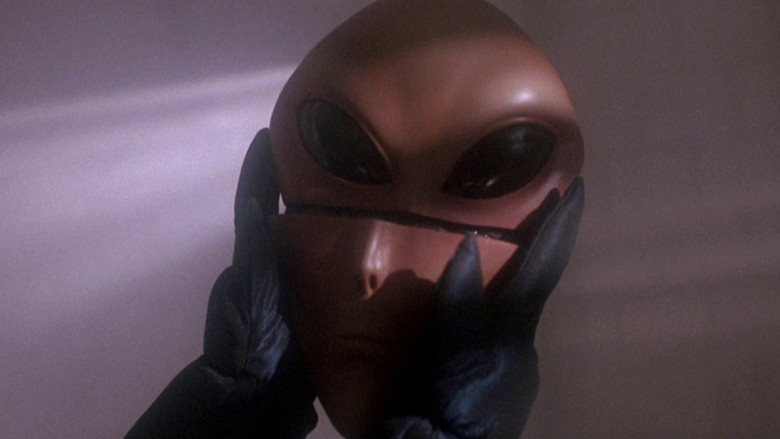 кадр из фильма Контакт