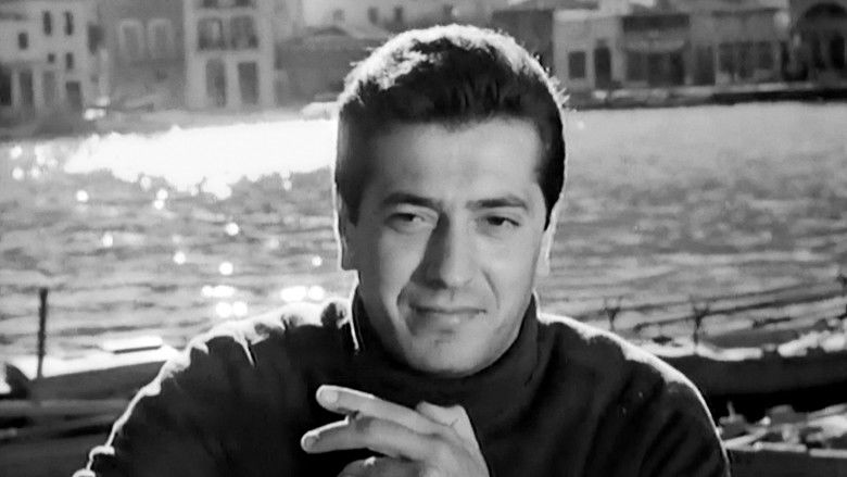 кадр из фильма Θυσιάστηκα για το παιδί μου