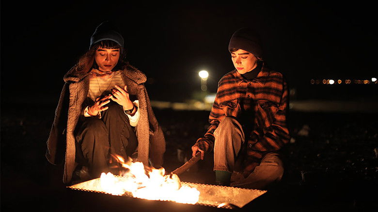 кадр из фильма دور، در میانه شرق