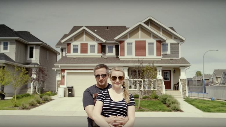 кадр из фильма Dark Eden