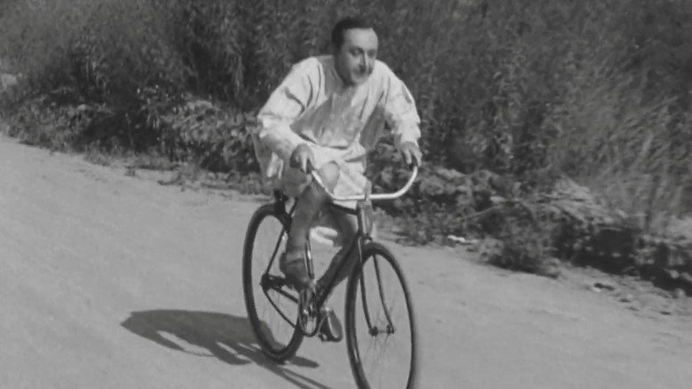 кадр из фильма Sing, Bing, Sing