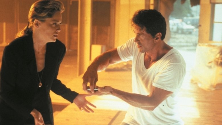 кадр из фильма Специалист