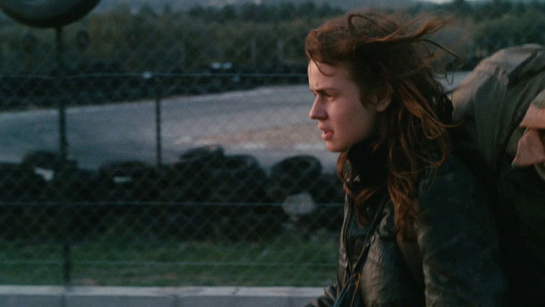 кадр из фильма Без крыши, вне закона