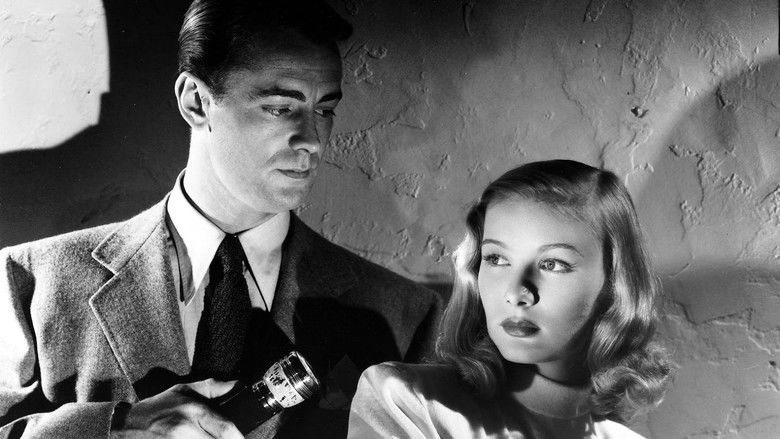 кадр из фильма Синий георгин