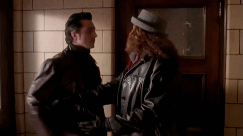 кадр из фильма Бешеная