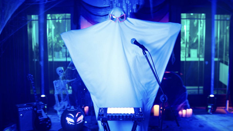 кадр из фильма Trixie's Halloween Mattelathon