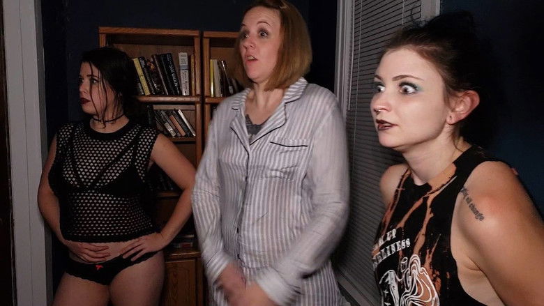 кадр из фильма Slaughterhouse Slumber Party